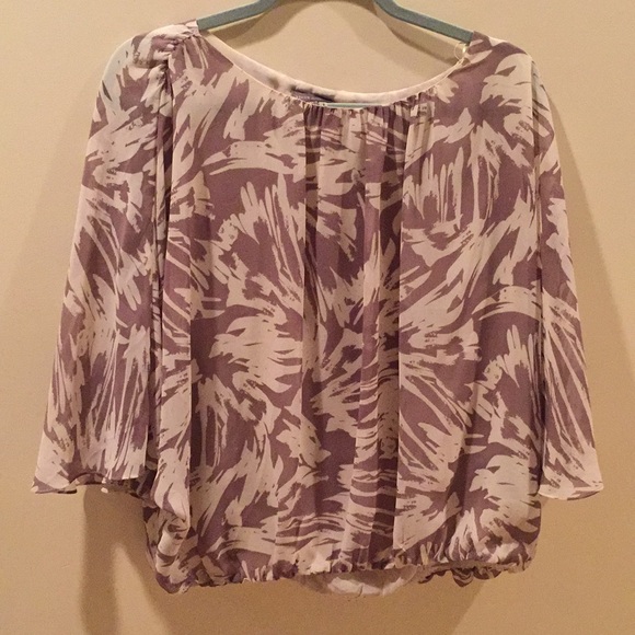 Gray and white blouse - Picture 1 of 4